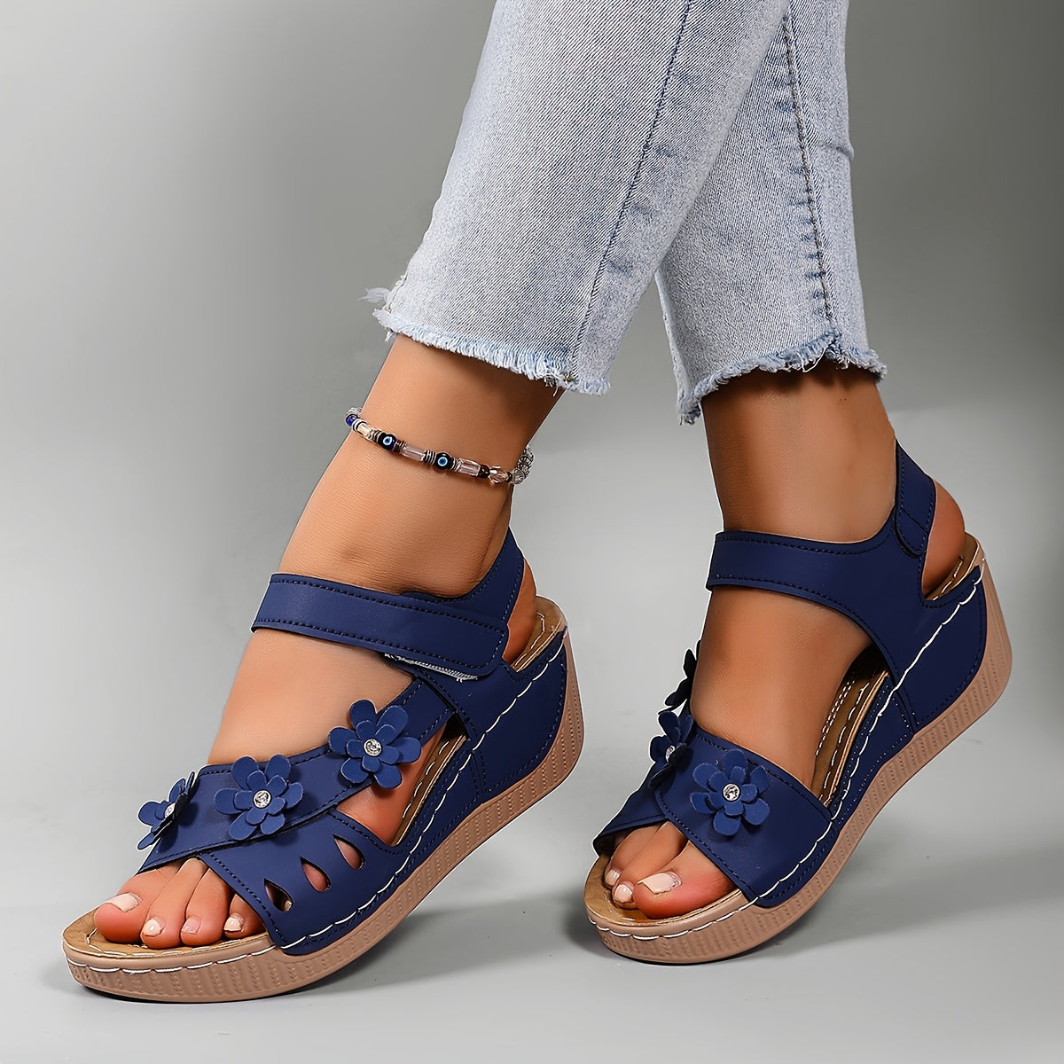 Thick-soled Wedge Beach Sandals